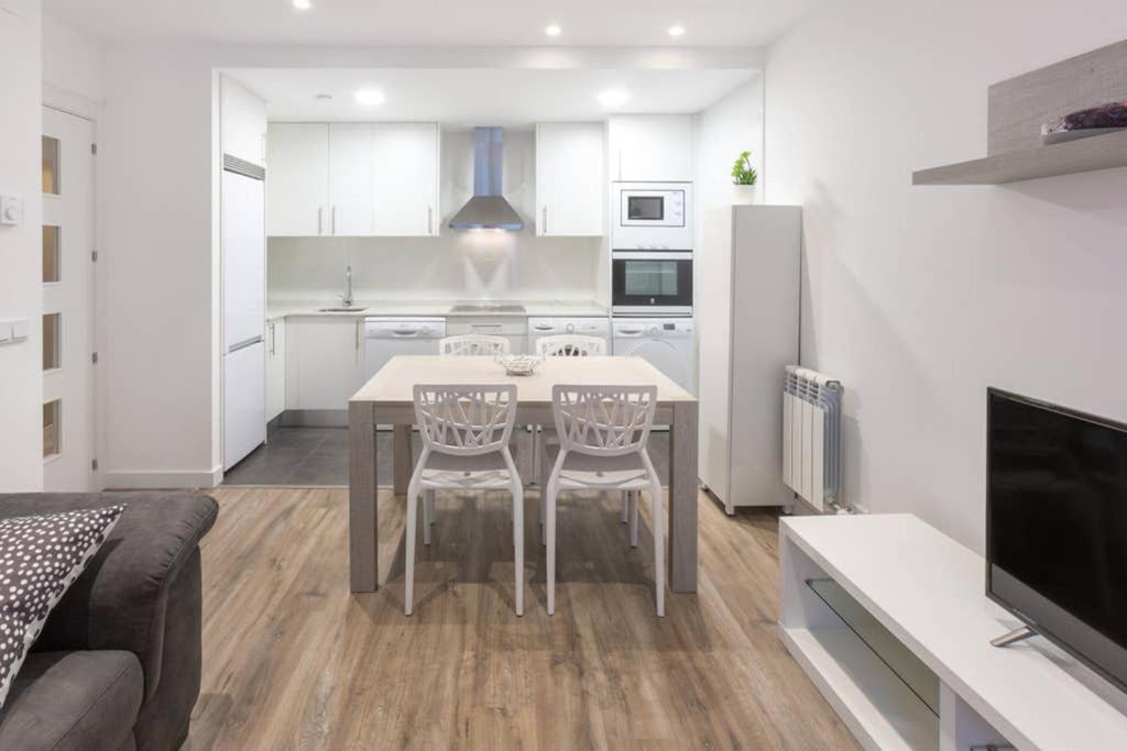 Apartamento 1º B - Apartamentos La Catedral Logrono Ngoại thất bức ảnh